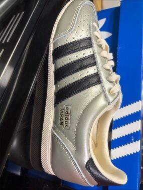 adidas Japan W Shoe Box in Bright Blue